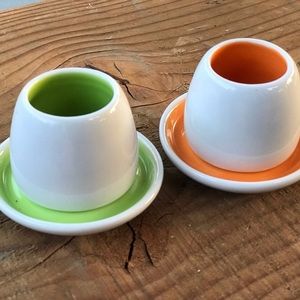 Retro Egg Cup Set